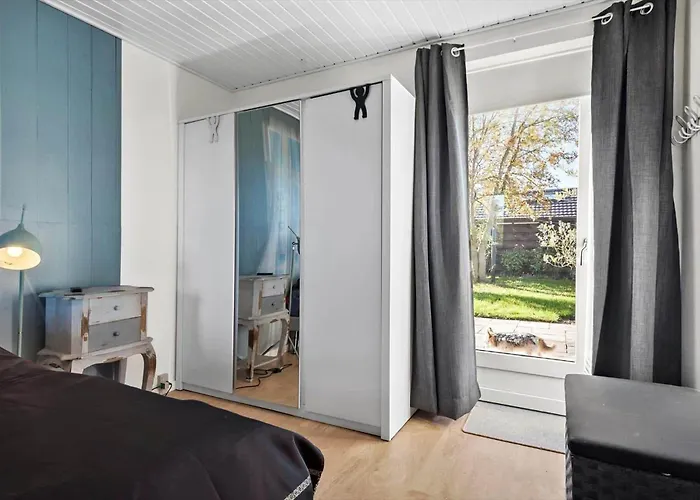 Holiday home S718-stroby-svalemosevej-18 Stroby