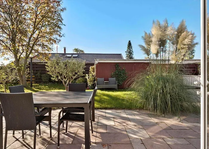 Holiday home S718-stroby-svalemosevej-18